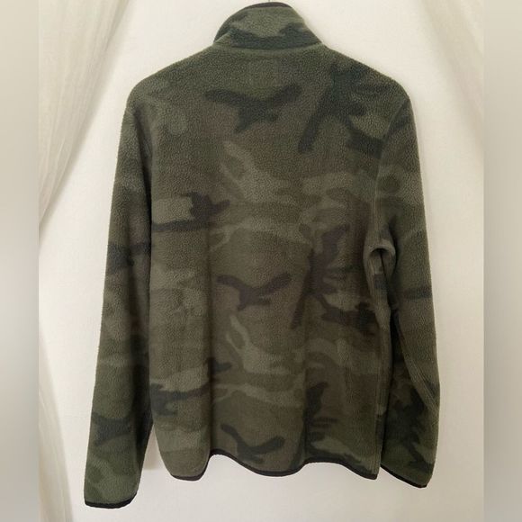Abercrombie & Fitch Camouflage Sherpa Fleece Jacket - Picture 9 of 16